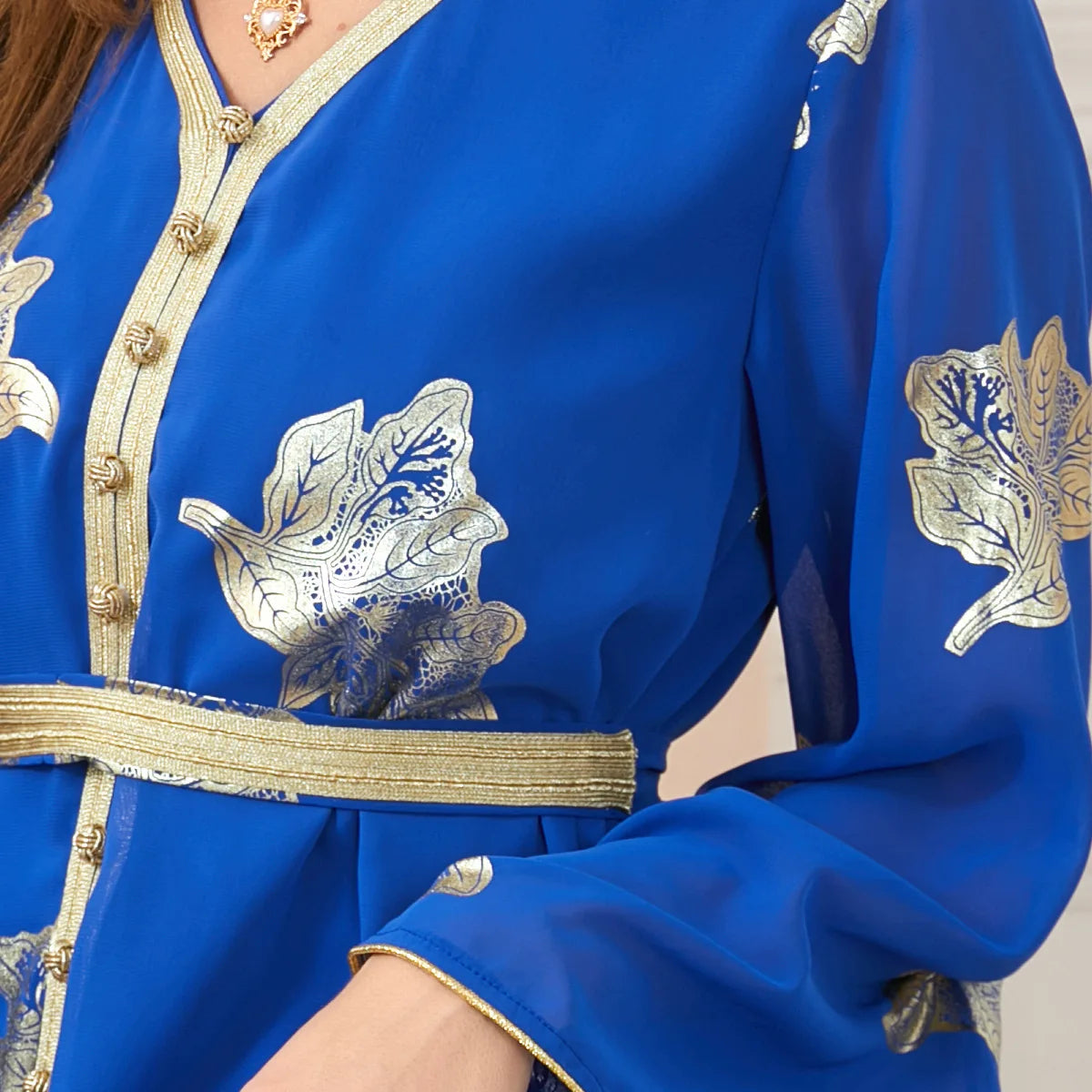 Caftan Classique à motifs dorés